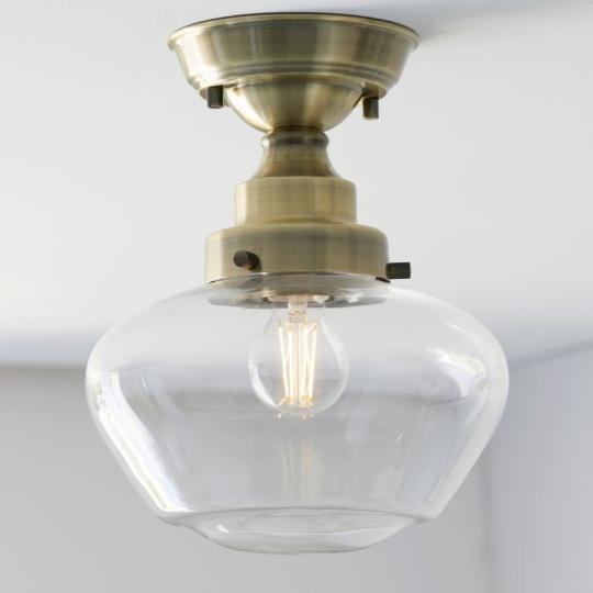 klasicky skleneny kryt stropna klasicka lampa nizka vyska stropu predsien obyvacka spalna country zlata mediteranska lampy.jpg